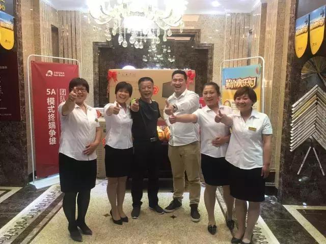 圣德保陶瓷5A人物｜芮城衛總有話說