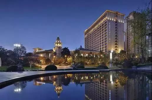 圣德保陶瓷西行記 | 高端年會(huì)從高端酒店開始