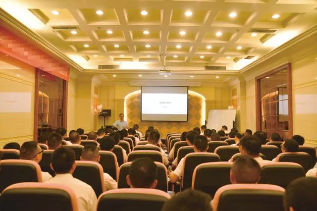 集團商業中心職場開講，圣德保永遠在學習